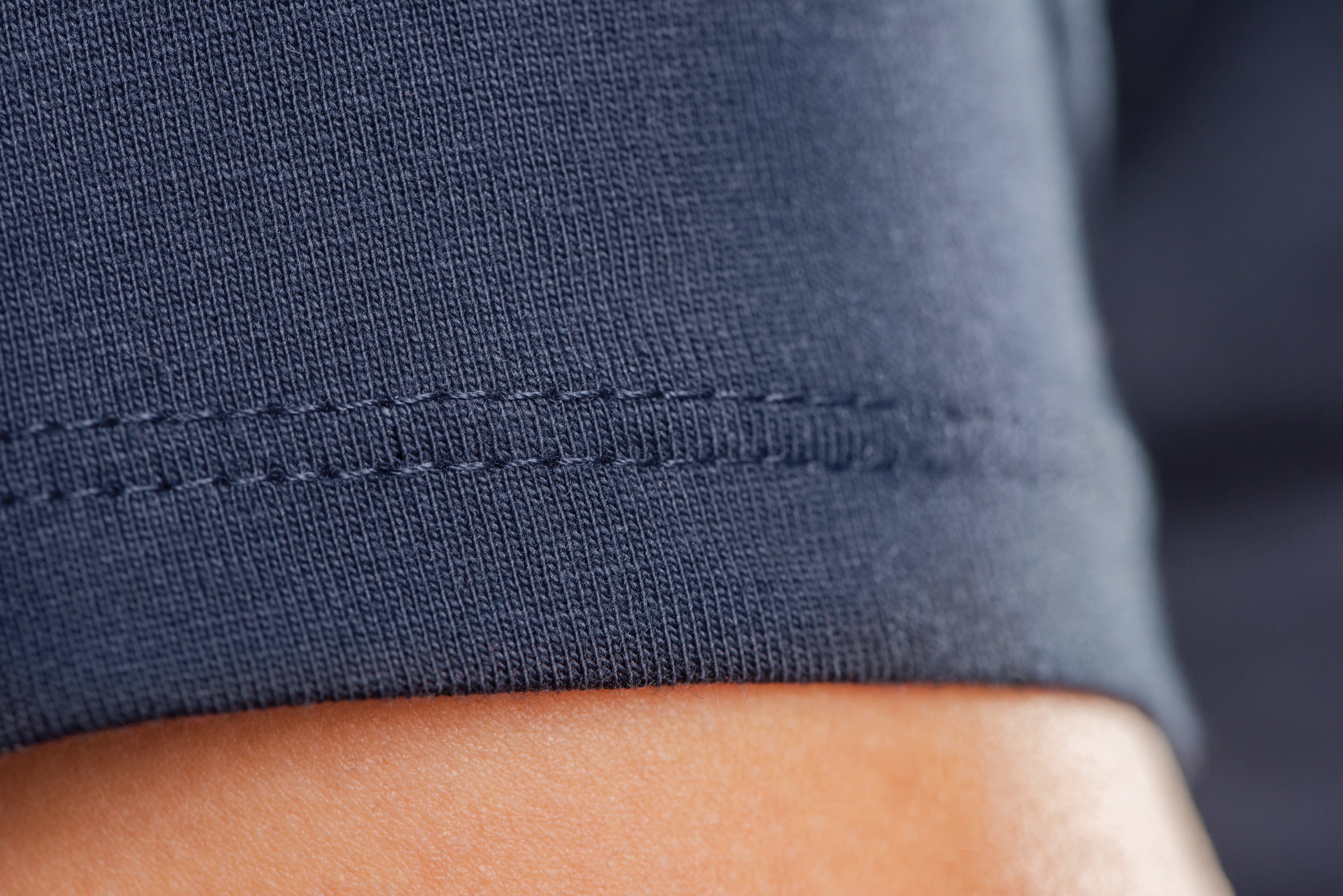 HRM Damen  V-Ausschnitt T-Shirt