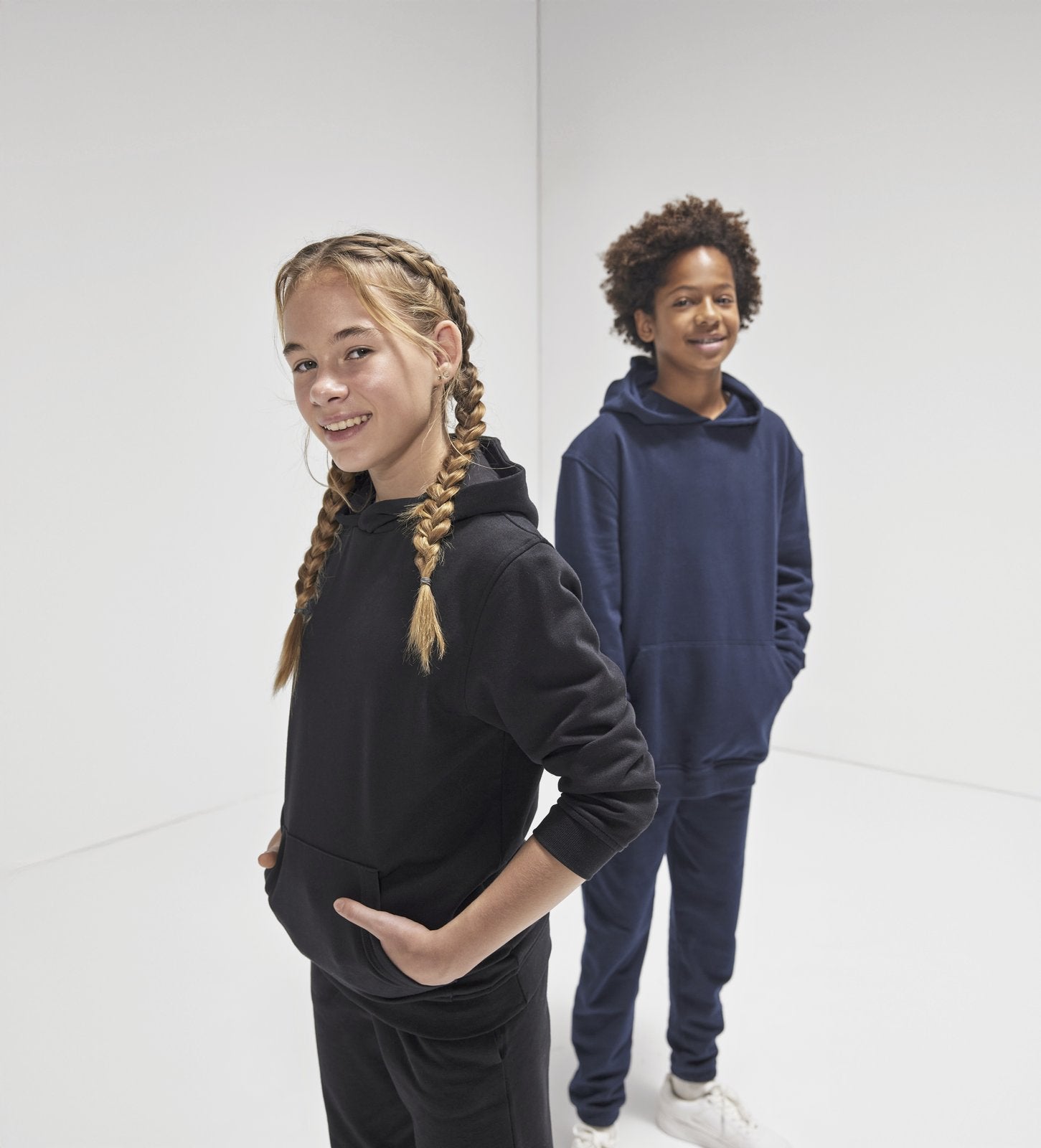 B&C BE INSPIRED Kids ID.333 Hoodie