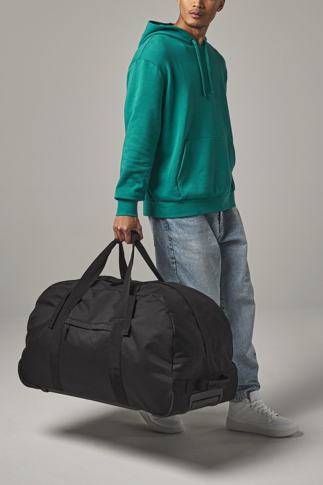 BagBase Classic Wheelie Holdall